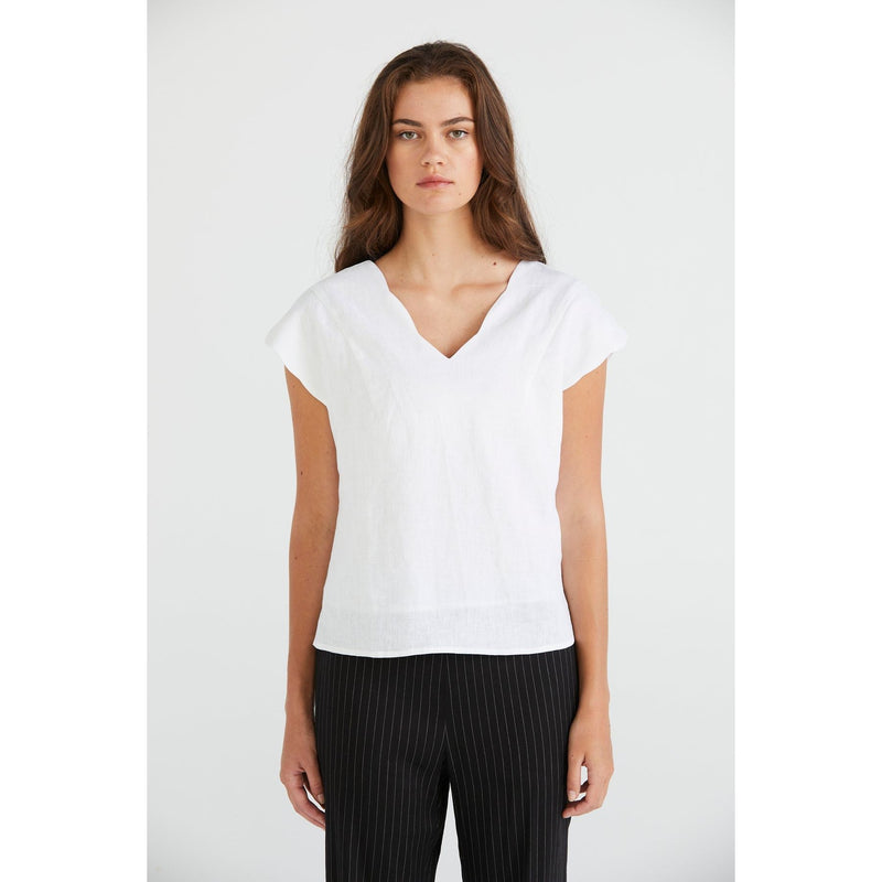 Scallop top white